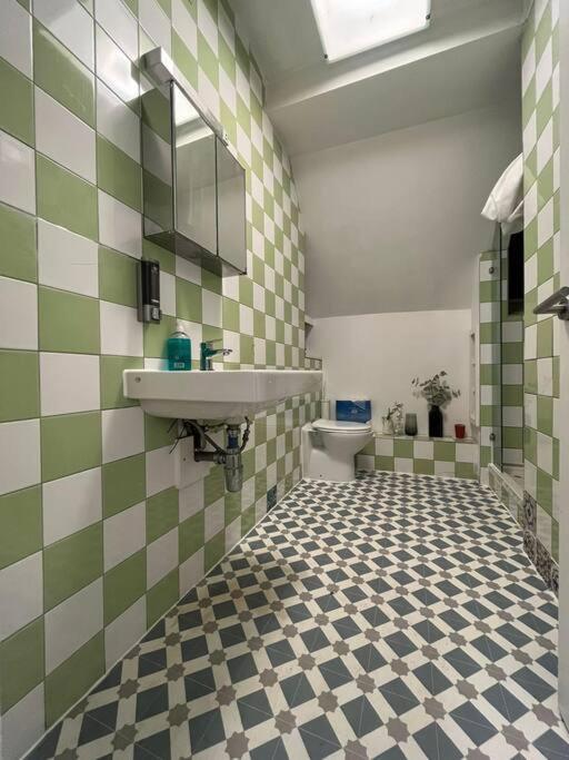 Modern Cosy Studio In Barbican - Green - F2 Apartment Лондон Екстериор снимка