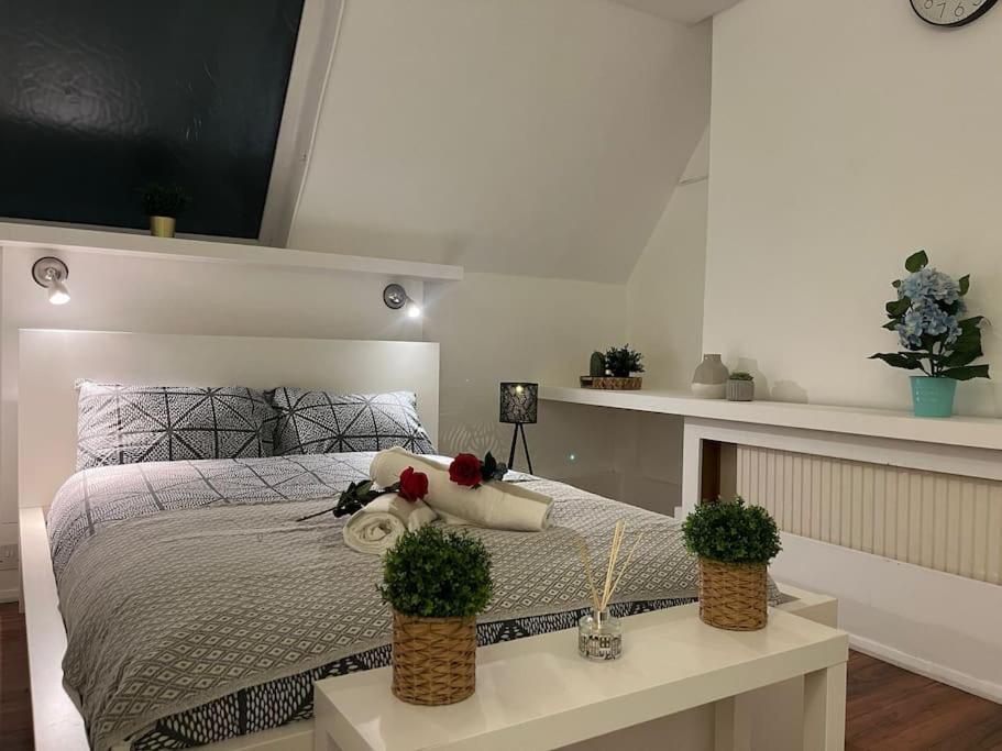 Modern Cosy Studio In Barbican - Green - F2 Apartment Лондон Екстериор снимка